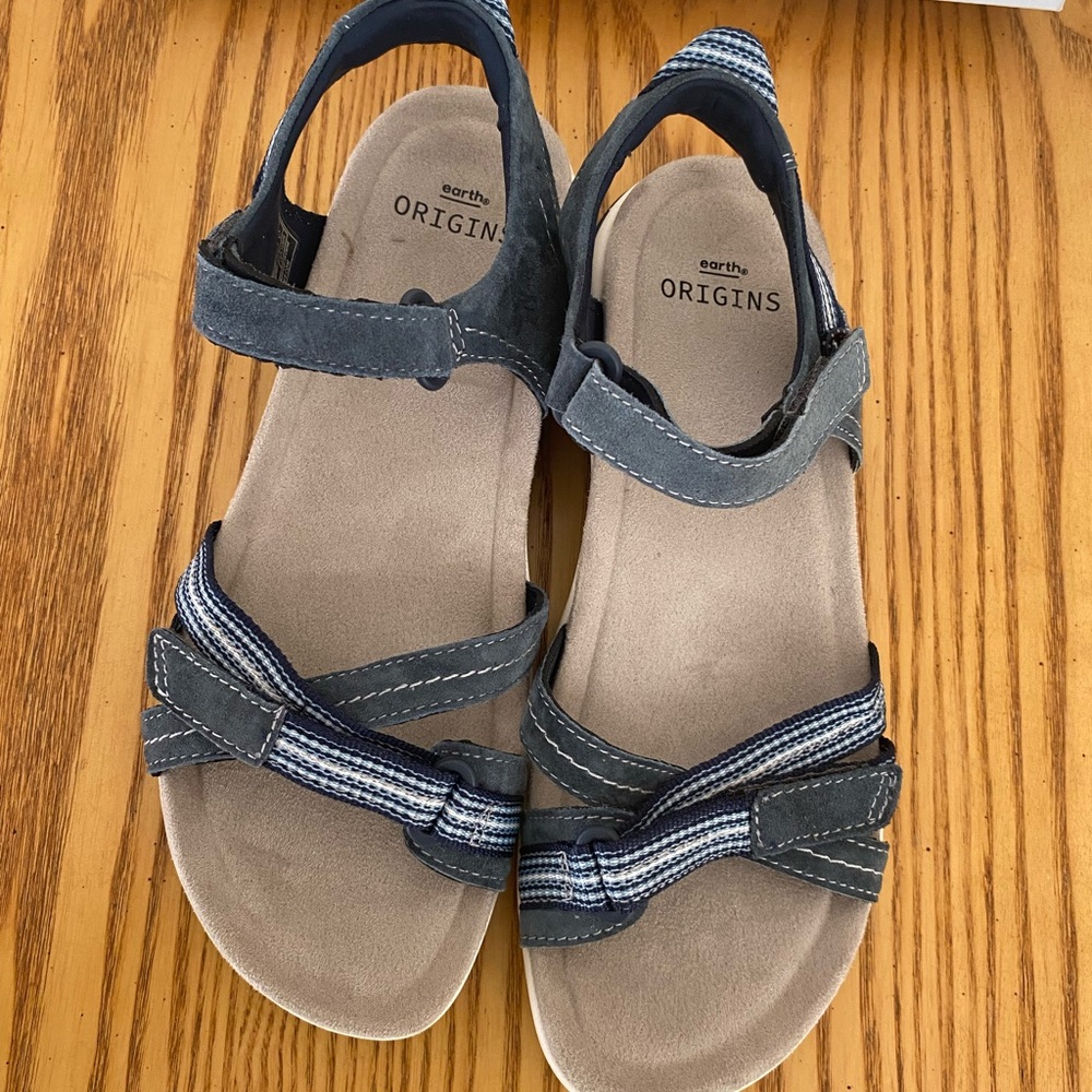 NWOT Earth Origins Sarena Sandall size 8